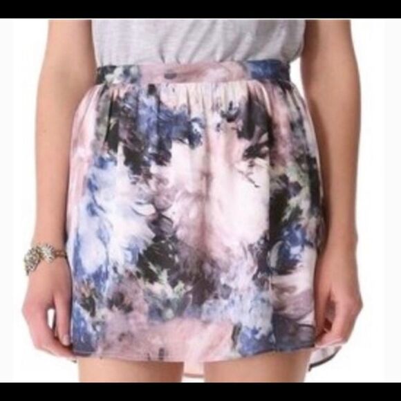 Haute hippie skirt 100% silk moody watercolor galaxy  mini skirt xs - Picture 2 of 8